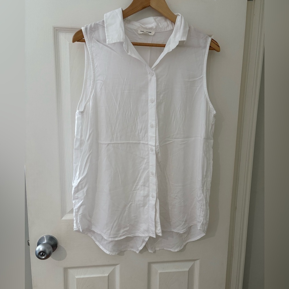 Beach Lunch Lounge crisp white tank button down collared size large lightweight